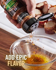 Smoky bacon tender scallops Grill Mates Roasted Garlic & Herb Seasoning. What could be better? | McCormick Grill Mates