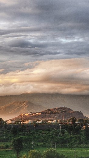 57 reactions | Beautiful Drone View of #Dindigul ❤️❤️ Follow our Insta page @dindigul_fort_city  @kakakapo_vicky #dindiguldaa #dindigul #dindigulfortcity #sirumalai #palani #kodaikanal #nature #tamilmemes #trendingmemes #tamilreels | Dindigul Fort City | Facebook