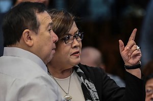 Despite De Lima plea, Gordon blocks CHR witnesses’ testimony | ABS-CBN News