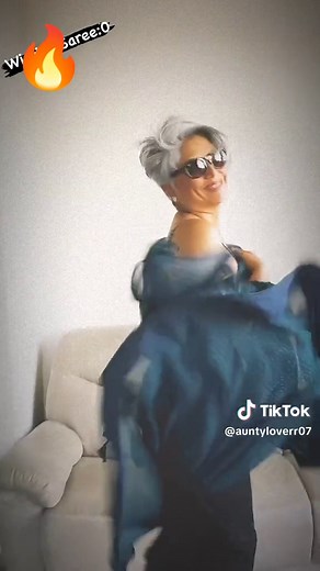 Sexy Ximeki Aunty - Explore the Charms of a Sensational Aunty