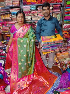 1.5M views · 8.1K reactions | মাত্র ১পিস পুজোর সেরা সিল্ক কিনুন ফ্রী হোমডেলিভারীতে মাত্র ১৫দিন এই অফার  #fashion #everyone #highlights | Describe Bangla | Facebook