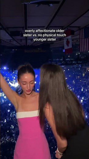 overly affectionate older sister VS no touch younger sister 😩 #sisters