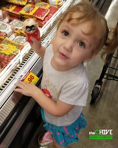 38K views · 170 reactions | hot dogs make me dance too | theCHIVE | Facebook