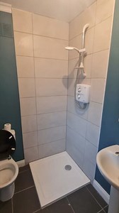 Crystal Bathroom on Reels | Facebook