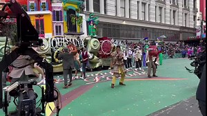 Behind the scenes of our performance at the Macy’s Thanksgiving Day Parade. This was only possible with the help of some incredibly talented and generous people who gave this performance their all. You can even hear Jemel McWilliams STILL creative-directing/hyping us on set! “LET’S GO!! “ 🙌🏾 Repping Louisiana in the longest float in the parade, riding and performing with my dad, dancing with such an incredible cast of dancers and being dressed and fitted to look *spotless* — truly a blessing. 