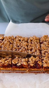 Healthy (Sugar-Free) Oatmeal bars 😍 | The Cooking Foodie