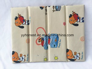 [Hot Item] Popular 600d Polyester Foldable Stadium Seat Cushion for Outdoor Event