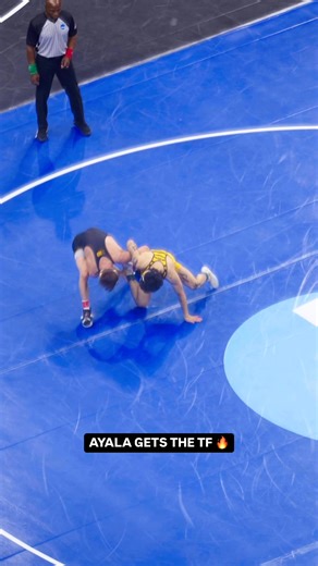 No. 2 at 133 lbs Drake Ayala gets his 2025 #NCAAWrestling campaign started with a 21-5 TF 😤#B1GWrestling x NCAA Wrestling | Big Ten Network