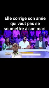 Découvrez la raison pour laquelle elle n'est pas encore prise en mariage. C'est son orgueil. La plus part des femmes qui se sentent intelligentes pensent ainsi, elles pensent qu'elle peuvent être comme des hommes, donc aucun homme ne peut prendre le dessus sur elle, aucun ne peut être son chef, personne ne peut la contrôler, elle croit que son intelligence suffit pour dominer sur l'homme ou être son égale. A vous les filles qui pensent ainsi, vous devriez réfléchir et résoudre que Dieu a placé l