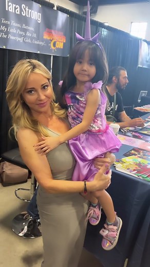 Cute lil #twilight @Washington State Summer Con | Tara Strong