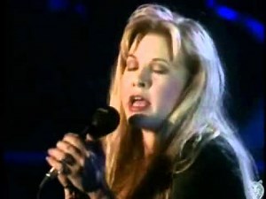 FLEETWOOD MAC....SILVER SPRINGS