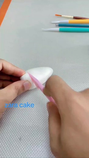 Creating Detailed Clay Figurines: A Step-by-Step Guide