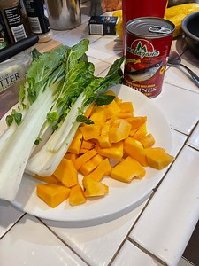 Squash and bok choy with sardines #foodie #simplelifestyle | Helen&Rich