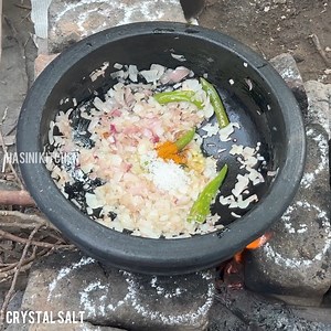 11K views · 54 reactions | River Katta parigalu Fish Curry with Raw Mango #nonvegfood #southindianfoodrecipes #nonvegrecipes #fishrecipes #kattefish #chepalapulusu | Hasini Kitchen | Facebook