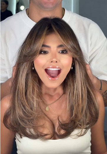 creo que la teoría no aplica conmigo 🙂‍↔️🤍🌟 siempre #brunnette 🤎🧸✨ donde los mejores @Santiago Zuluaga 🤌🏼 #balayage SIN DECOLORACIÓN!!!! #cambiodelook #hair