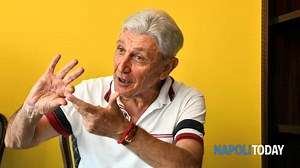 Bassolino al Caffè letterario: tra ricordi e possibilità di una candidatura a sindaco (GALLERY)