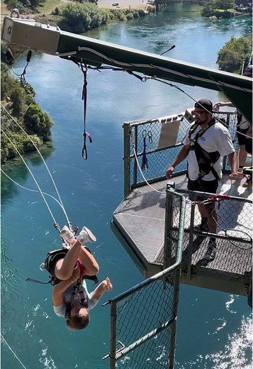 Bungee Jumping Fails: Hilarious Moments from New Zealand