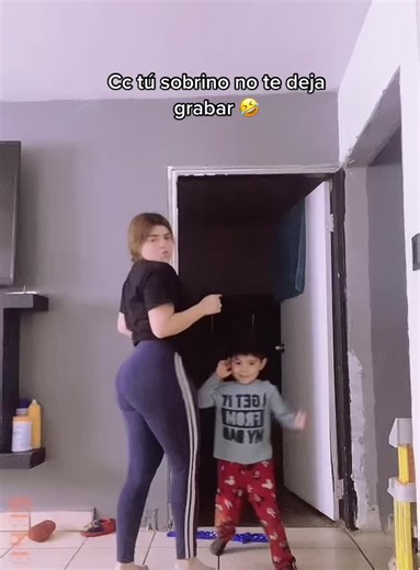 Deni Villegas, Dianis Villegas: Sobrino Interrumpe Grabación