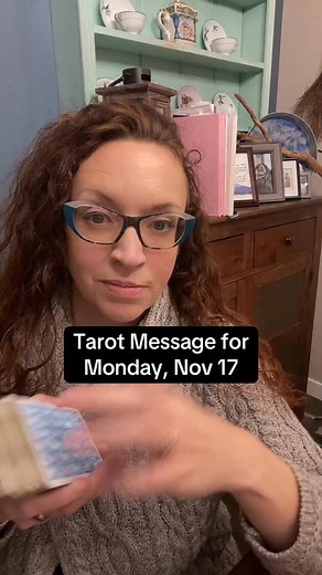 Tarot readings by Zoom and email at l1nq in bye oh. Tarot message for Monday, November 17: Queen of Cups Reversed - Falling out of love. Losing passion. A hurt woman/feminine person. In love readings: A woman/feminine person who has had their heart broken and may be ready to leave a situation. In career readings: Losing passion or having distaste for what you do. May also represent an abusive employer. Best course of action: Keep your heart and thoughts close, for now. The Spirit Message: Keep y