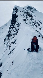 As the snow safety director for Silverton Mountain, CO, @fabiograsso93 needs a board he can trust and still enjoy as a daily driver on the mountain. The Proto FR does just that, from hard pack, to powder to ice, it’s an all-mountain dominator cutting through anything in its way with the Triple Camber Edge Tech Profile. | Never Summer Industries