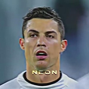 the beauty of juv-ronaldo x chica attractiva 🤩🤩