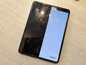 Samsung Electronics CEO admits he launched the Galaxy Fold too early | AppleInsider