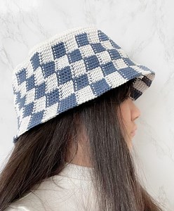 Crochet Checkered Bucket Hat | Yarnalina