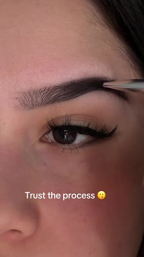 Eyebrow Shaping: Threading, Trimming & Filling Tips