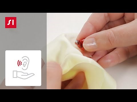 How to clean your Silk hearing aid & the click sleeve | Signia Hearing Aids