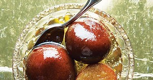 Gulab Jamun (Cardamom Syrup-Soaked Donuts)