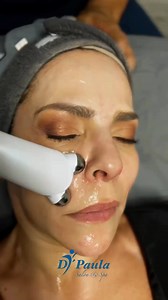 ¡Descubre el secreto para un rostro tonificado y radiante! 💆‍♀️✨ En D’Paula Salón & Spa, te presentamos Pure Lift, el tratamiento revolucionario que: 🌟 Esculpe y reafirma tus músculos faciales. 🌟 Atenúa líneas de expresión al instante. 🌟 Deja tu piel luminosa y revitalizada. Con tecnología avanzada y la experiencia de nuestros especialistas, llevamos tu belleza a otro nivel desde la primera sesión. 💖 📅 Reserva tu Pure Lift Facial hoy. 📍 Monterrey 74, Local A, Roma Norte, CDMX 📲 Contáctan