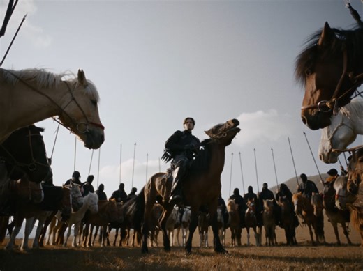 【4K】【Apashe】'Human' MV