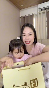 Unbox tayo ng mga gifts ni josawa sa amin ni Maddie♥️ | Madam Vicky