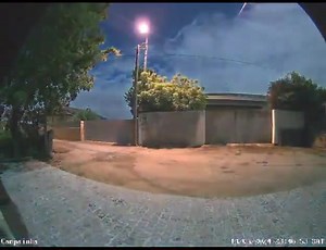 64K views · 843 reactions | Video del bolido ingresando a la atmósfera terrestre ☄️☄️ Créditos de video a quien corresponda. #UMC #CienciaApasionante #unminutodeciencia #meteoro # bolido | Un Minuto de Ciencia | Facebook