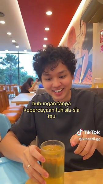 Trust issue sama @Nia 🌻 | IG : @vaniaclaire 👿😱 #couple #couplecomedy #coupletok