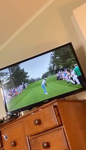 “It’s like coming for the first time, every time!” Masters commentary goes blue! (📹 Brodie Sharrock) | The Alternative Commentary Collective