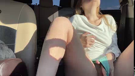 Public masturbation in the car. Mom cums loudly