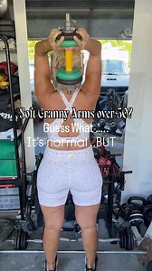 Soft Granny Arms… I hear so many women my age saying they don’t like to wear tops that show their arms .. It’s normal.. as we age the tone and texture of the muscle and skin changes.. especially if we DON’T weight train. A simple at home Bicep & Tricep routine coupled with simple shoulder work can help firm and shape those soft granny arms .. a set of Dumbbells will do the job Let’s be Proactive ladies .. grow a little muscle & go for the Strong Granny vibes 💪🏻💋 #agestrong #bicepsandtriceps #
