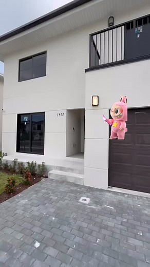 Ileana Lambert Phantom Real Estate MLS- 3340103 ilambert@myphre.com PH-305-910-3931 #inversióninmobiliaria #comprar | Ileana Lambert