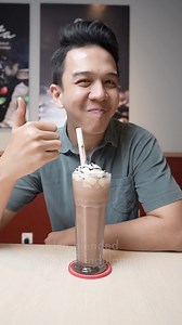 Siapa mok FREE WHOLE CAKE⁉️ Boleh dapat FREE WHOLE CAKE tau kalau buat video macam ni 🎂😍 Korang hanya perlu buat video Food Hacks dengan menu Secret Recipe, then gunakan lagu Rahsia Petua & #RahsiaPetuaSR dalam caption! Senang kan? Jom join 🤗 HOW TO JOIN: 1. Create your most creative food hacks video based on the Secret Recipe Menu selection. 2. Video duration is from 0.30 – 1.00 3. Video must use Rahsia Petua Song, Secret Recipe X Universal Music Malaysia 4. Include #RAHSIAPETUASR in the cap