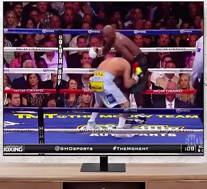 Floyd Mayweather's Perfect Defense Explained 🥊 | SFB