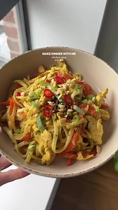 12K views · 201 reactions | chicken satay noodles 590 cals 40g...