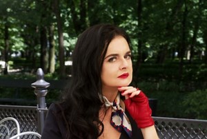 Box Head, hard CBT and Feet - Dominatrix Dinah Official Profile | www.Loyalfans.com