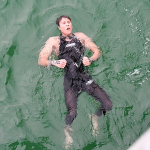 Sloman, Gubecka Take 10K Gold at 2018 Aussie Open Water Champs - Day 1