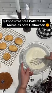 Crea espeluznantes galletas para este Halloween con esta idea 🕸🎃 #Pyrex #Halloween | Pyrex