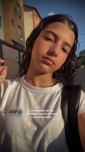 Não mostrar o corpo para ser atraente