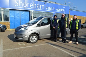 Auction delivery team racks up 150,000 miles in Nissan electric minibus