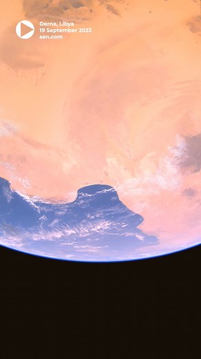 Derna, Libya, filmed from space. In the early hours of September 11, two dams near the majestic Jebel Akhdar bursting resulted in a seven-meter tsunami-like wave surging down Wadi Derna and entire suburbs were swept to sea. The death toll from floods has reached 11,300 in Libya's coastal city of Derna, with 10,100 missing. #derna #LibyaFloods #dernafloods #naturaldisaster | Sen