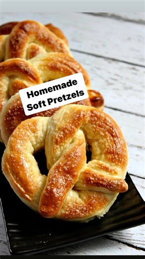 We love this recipe for Homemade Soft Pretzels. Many pretzel recipes require you to boil the pretzels. This recipe calls for baking only- with plenty of butter- to create the most delicious, soft and buttery pretzels ever! ❤️ for the recipe, Google “RecipeBoy pretzels” or tap the link in my profile https://www.recipeboy.com/how-to-make-homemade-soft-pretzels/ 🥨 #softpretzels #softpretzel #homemadesoftpretzels #pretzels #pretzel #recipeboyblog | RecipeGirl