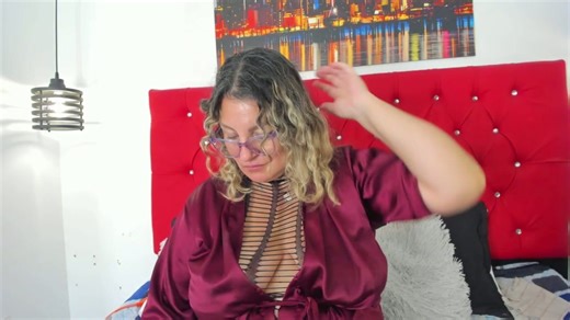 Sweet__mature posing on cam sex cam chat